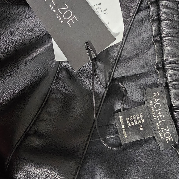 NWT ♥︎ RACHEL ZOE ♥︎ The PERFECT Wide Leg Black Faux Leather Cargo Pants - Picture 8 of 8